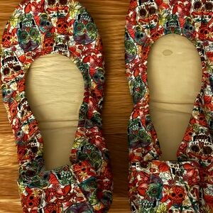 Colorful Skull Patterned Flats